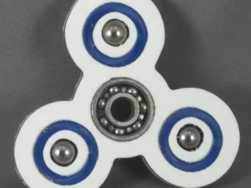 Fidget Spinner — 3 Round Lobes with Grooves cut by Paul's Pens n Things